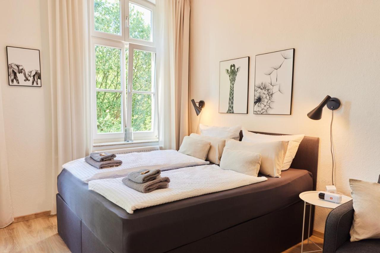 Studio3 Zentral Und Ruhig Mit Parkplatz, 5 Min Z Bali-T Und Gop, Boxspringbett Bad Oeynhausen Ngoại thất bức ảnh
