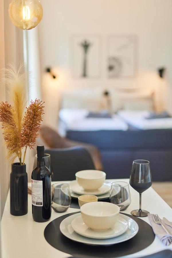 Studio3 Zentral Und Ruhig Mit Parkplatz, 5 Min Z Bali-T Und Gop, Boxspringbett Bad Oeynhausen Ngoại thất bức ảnh