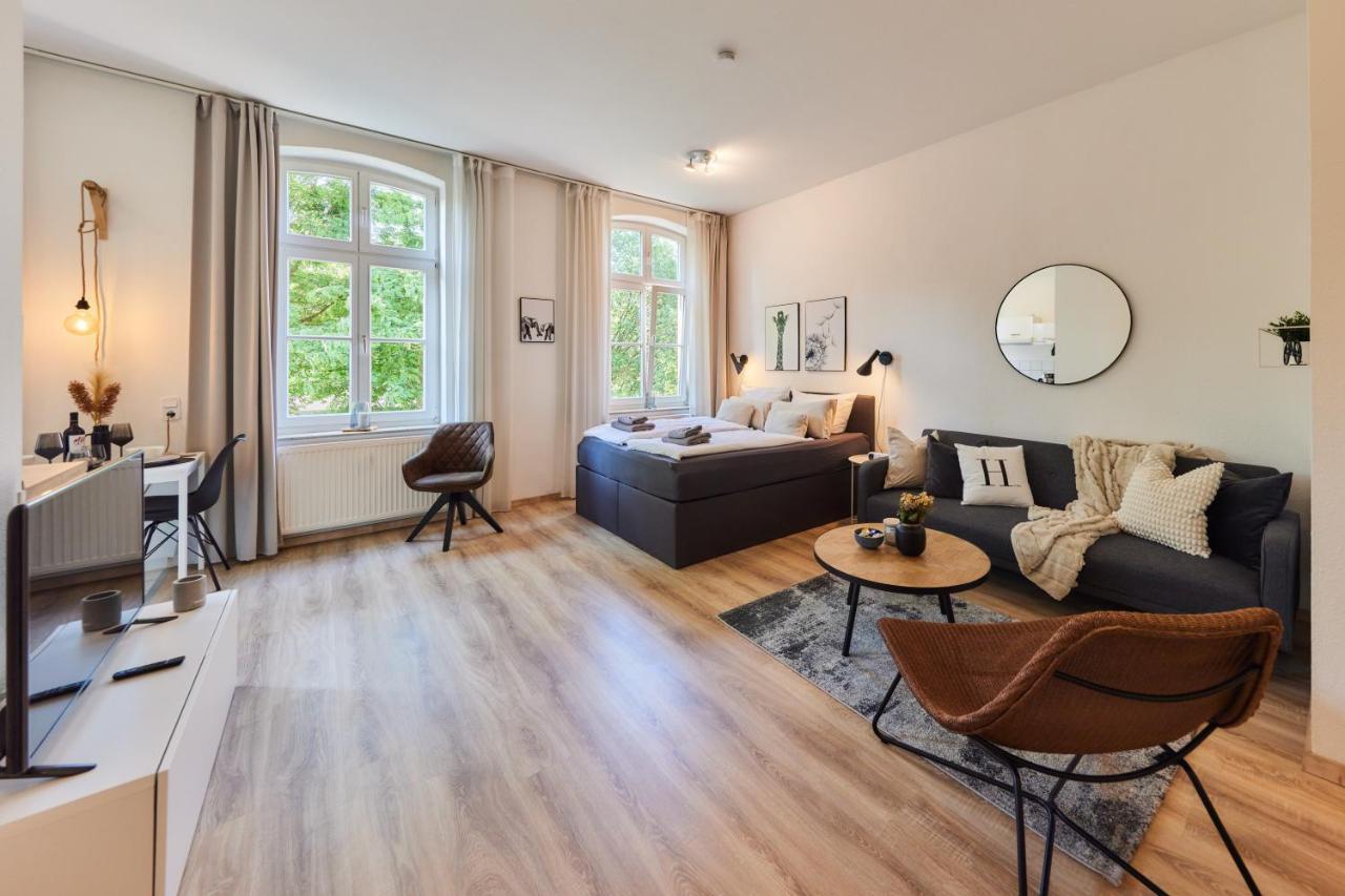 Studio3 Zentral Und Ruhig Mit Parkplatz, 5 Min Z Bali-T Und Gop, Boxspringbett Bad Oeynhausen Ngoại thất bức ảnh