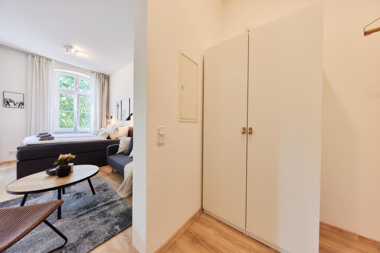 Studio3 Zentral Und Ruhig Mit Parkplatz, 5 Min Z Bali-T Und Gop, Boxspringbett Bad Oeynhausen Ngoại thất bức ảnh
